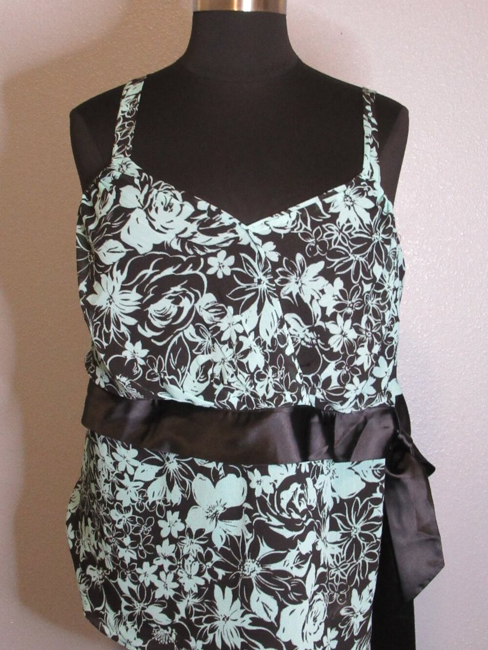 Black & Mint GreenFloral Blouse with Satin Waist Tie – Floral Print Top